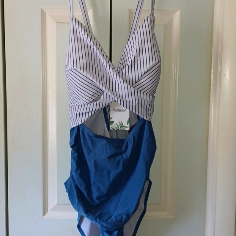 *NWT* Eomenie One-Piece Ruched Swimsuit w/Tummy Cutout Size 2X